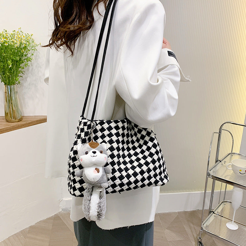 Houndstooth Ladies Shoulder Bag