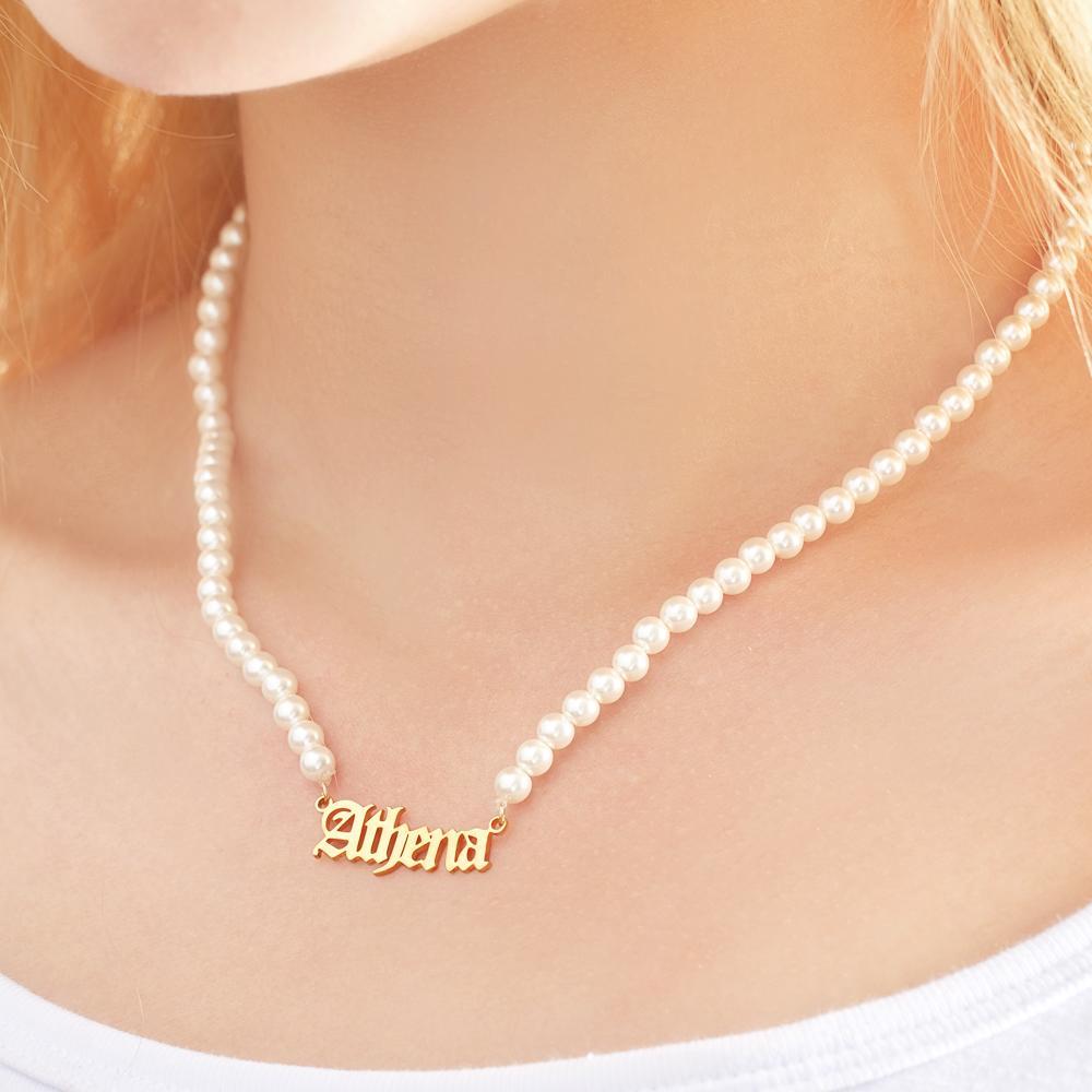 Personalized Pearl Necklace with Name