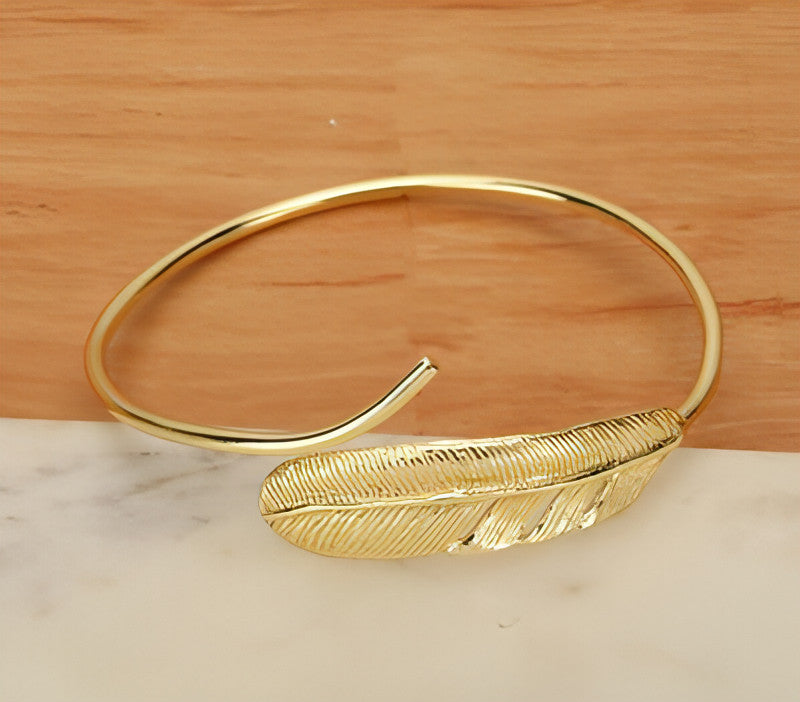 Gold-Toned Brass Bracelet Leaf